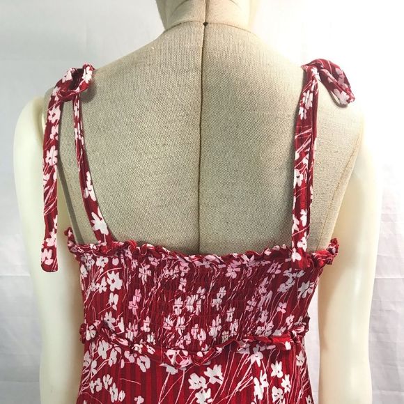 FREE PEOPLE Size 4 Love Like This Red Floral Mini Dress; Preloved - Picture 6 of 8